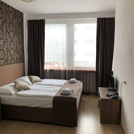 Hotel Ondras Zlín Eksteriør bilde