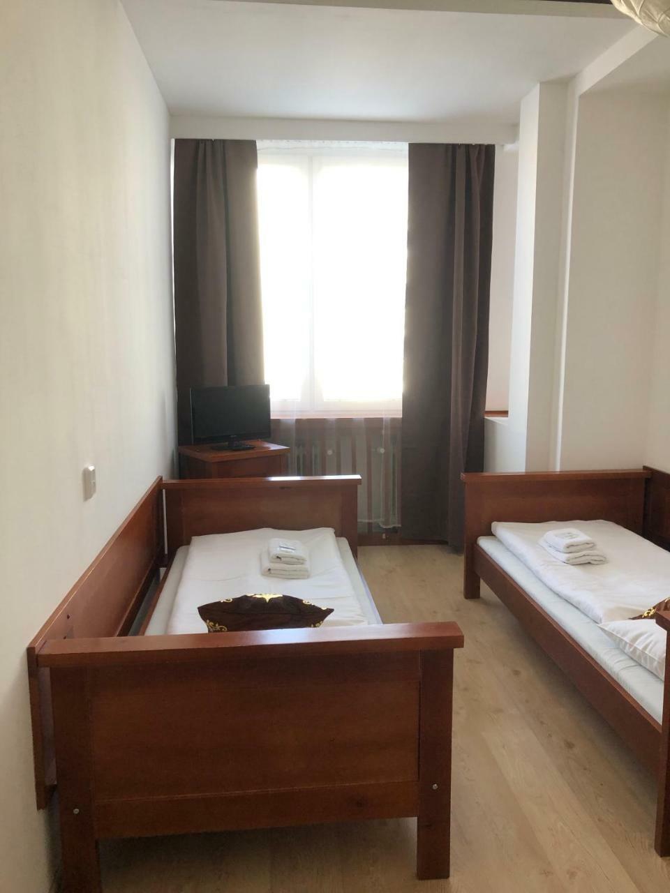 Hotel Ondras Zlín Eksteriør bilde