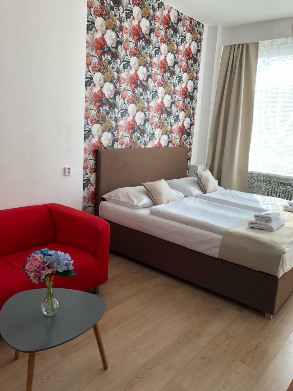 Hotel Ondras Zlín Eksteriør bilde